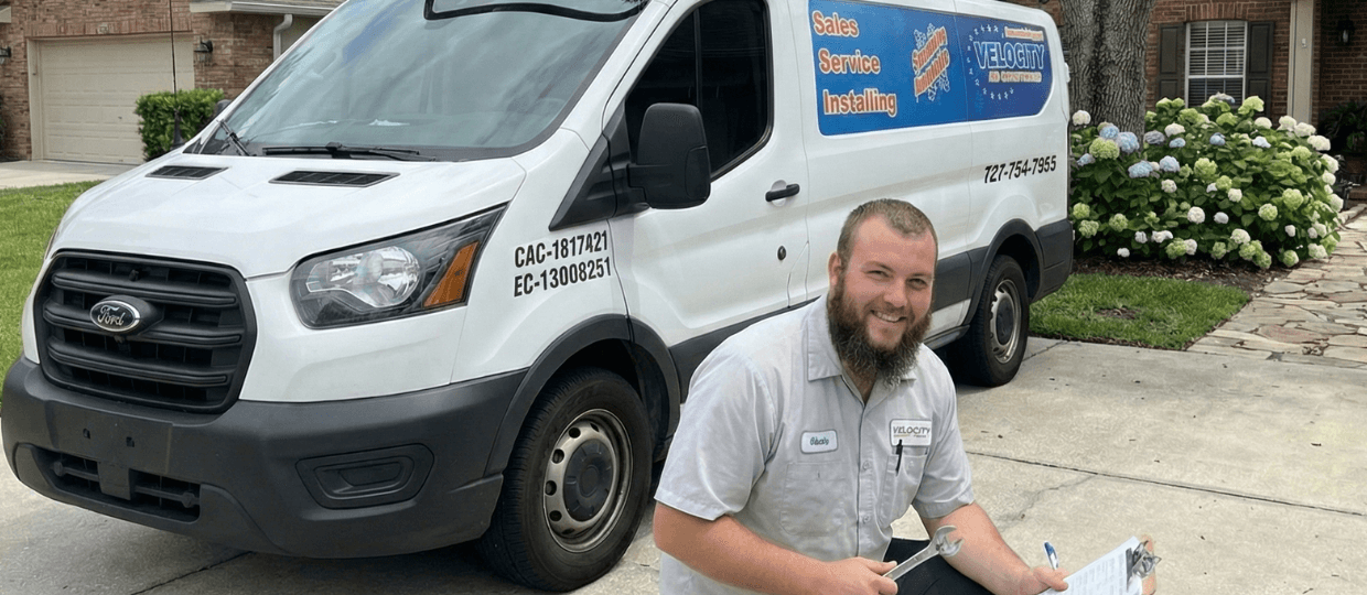 AC Services in Florida | Reduce Energy Costs Technician